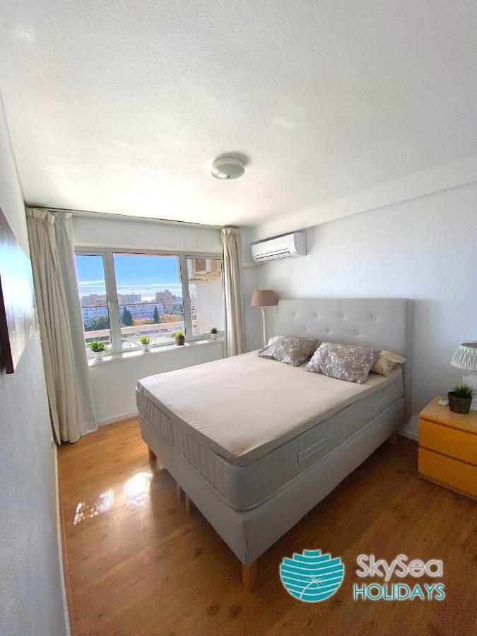 Skysea Holidays La Carihuela Apartment Torremolinos Ngoại thất bức ảnh