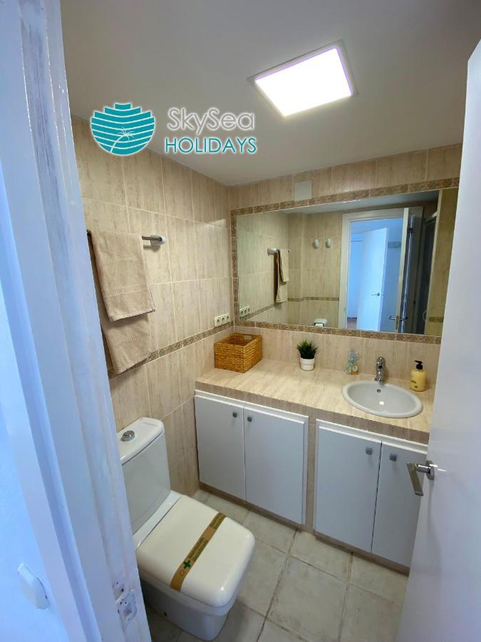 Skysea Holidays La Carihuela Apartment Torremolinos Ngoại thất bức ảnh