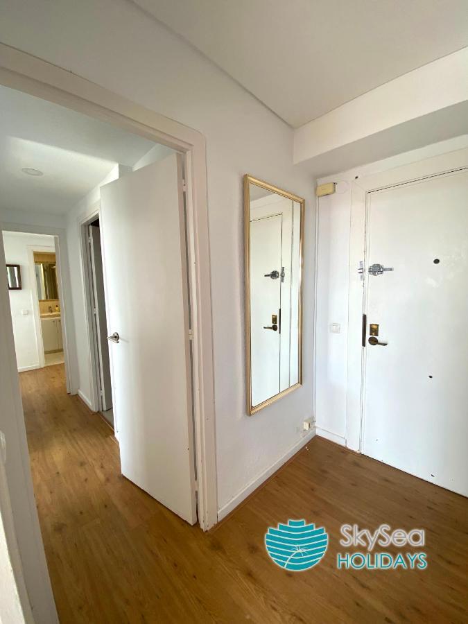 Skysea Holidays La Carihuela Apartment Torremolinos Ngoại thất bức ảnh